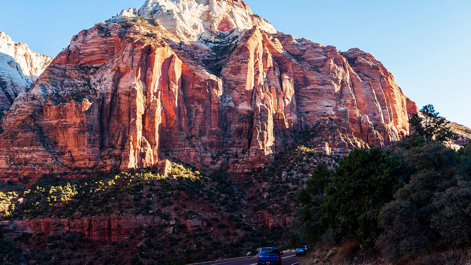 Little America Utah Zion National Park road